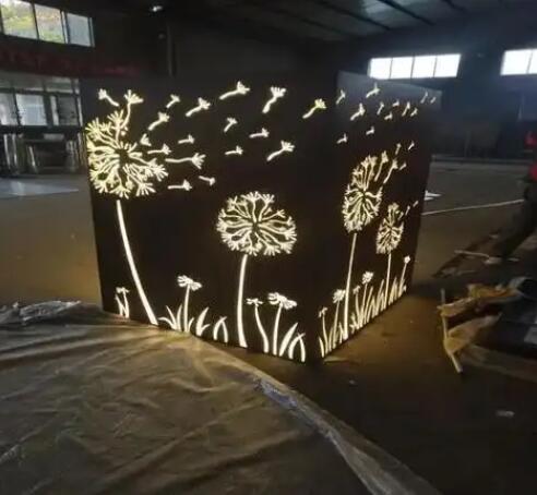 海口耐候钢灯箱
